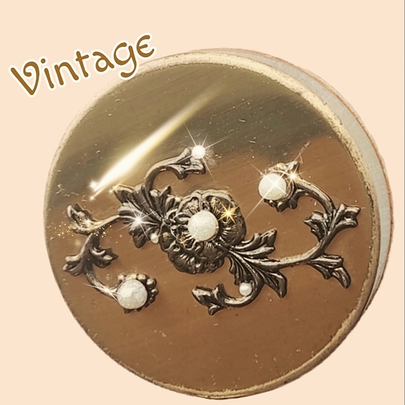 Pill Case & Collapsible Cup Signed Copyright Vintage - Picture 4 of 17